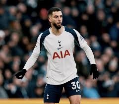 东契奇场均30.8分最高！湖人队史得分榜：老詹26.4分，科比25.1分