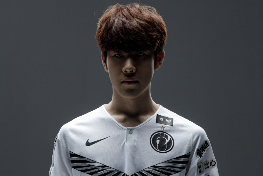 首次亮相 首次亮相